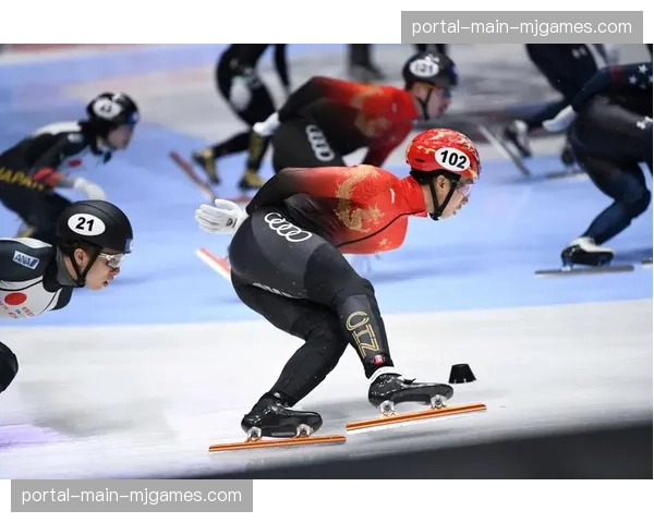 特写:女子冰球世锦赛夺冠后,加拿大队员与家人隔窗相望 特写:女子冰球世锦赛夺冠后,加拿大队员与家人隔窗相望